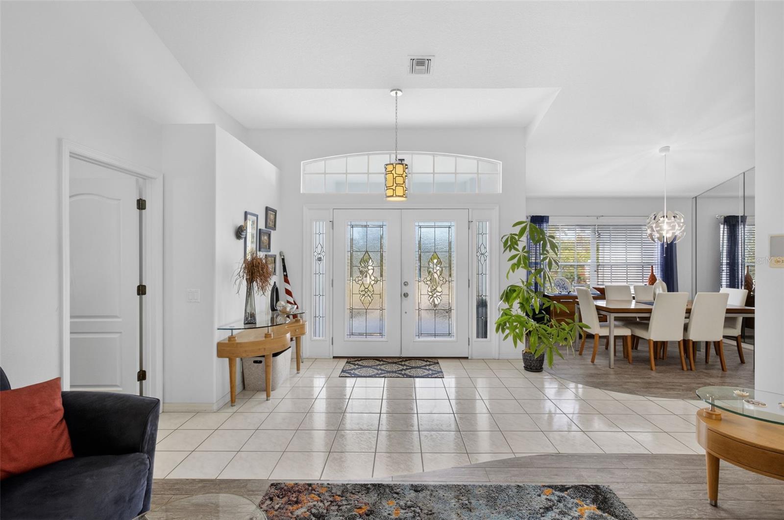 Image 9 of 73 For 2321 Manasota Beach Road