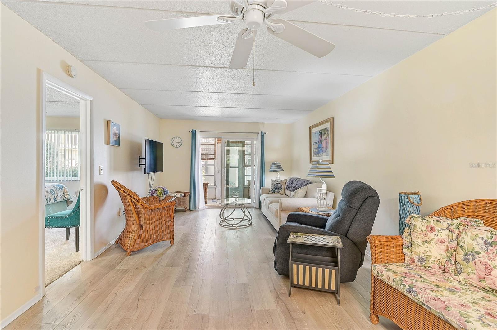 Image 13 of 50 For 708 Tamiami Trail S 115