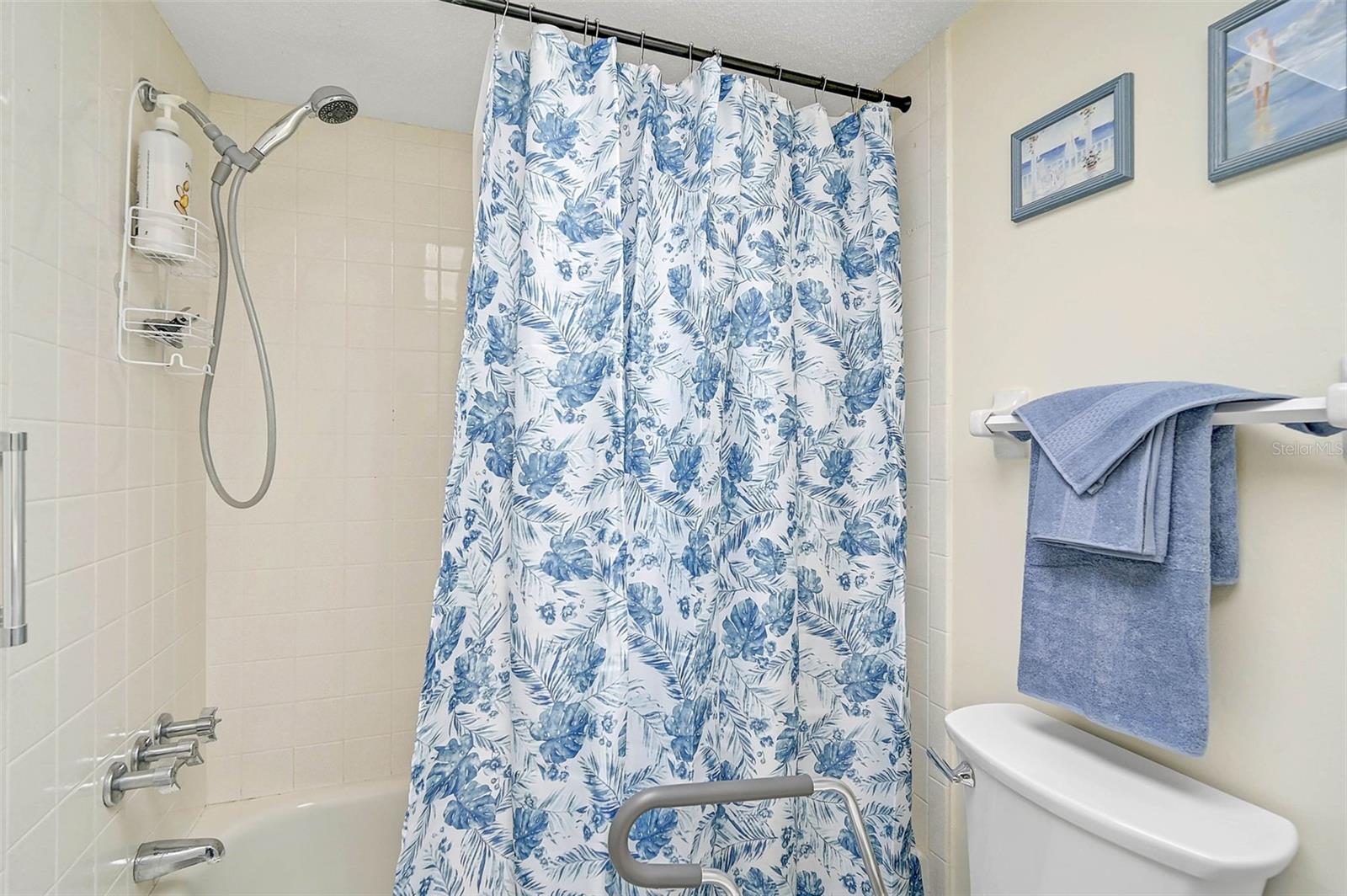 Image 18 of 50 For 708 Tamiami Trail S 115