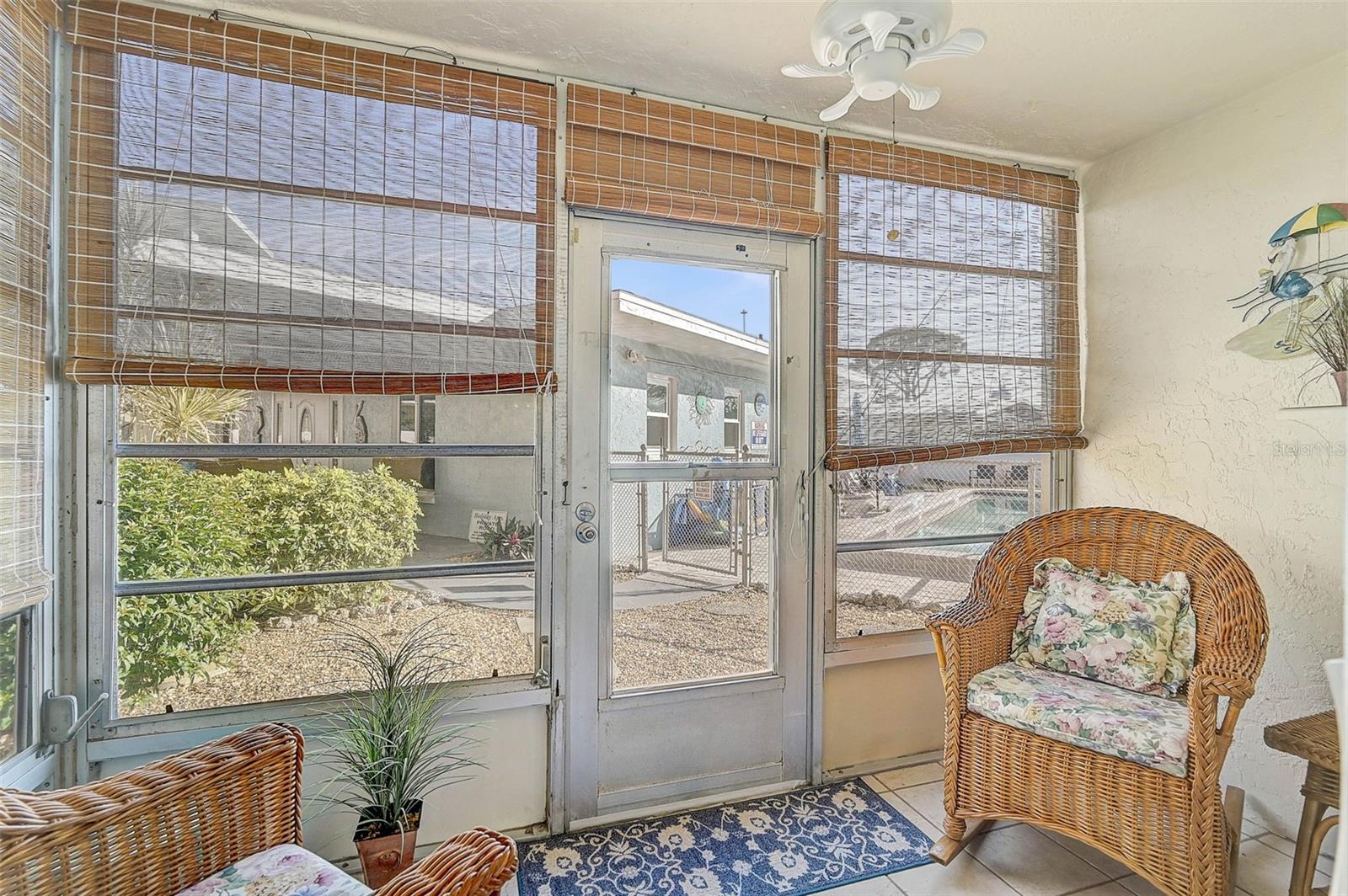 Image 23 of 50 For 708 Tamiami Trail S 115