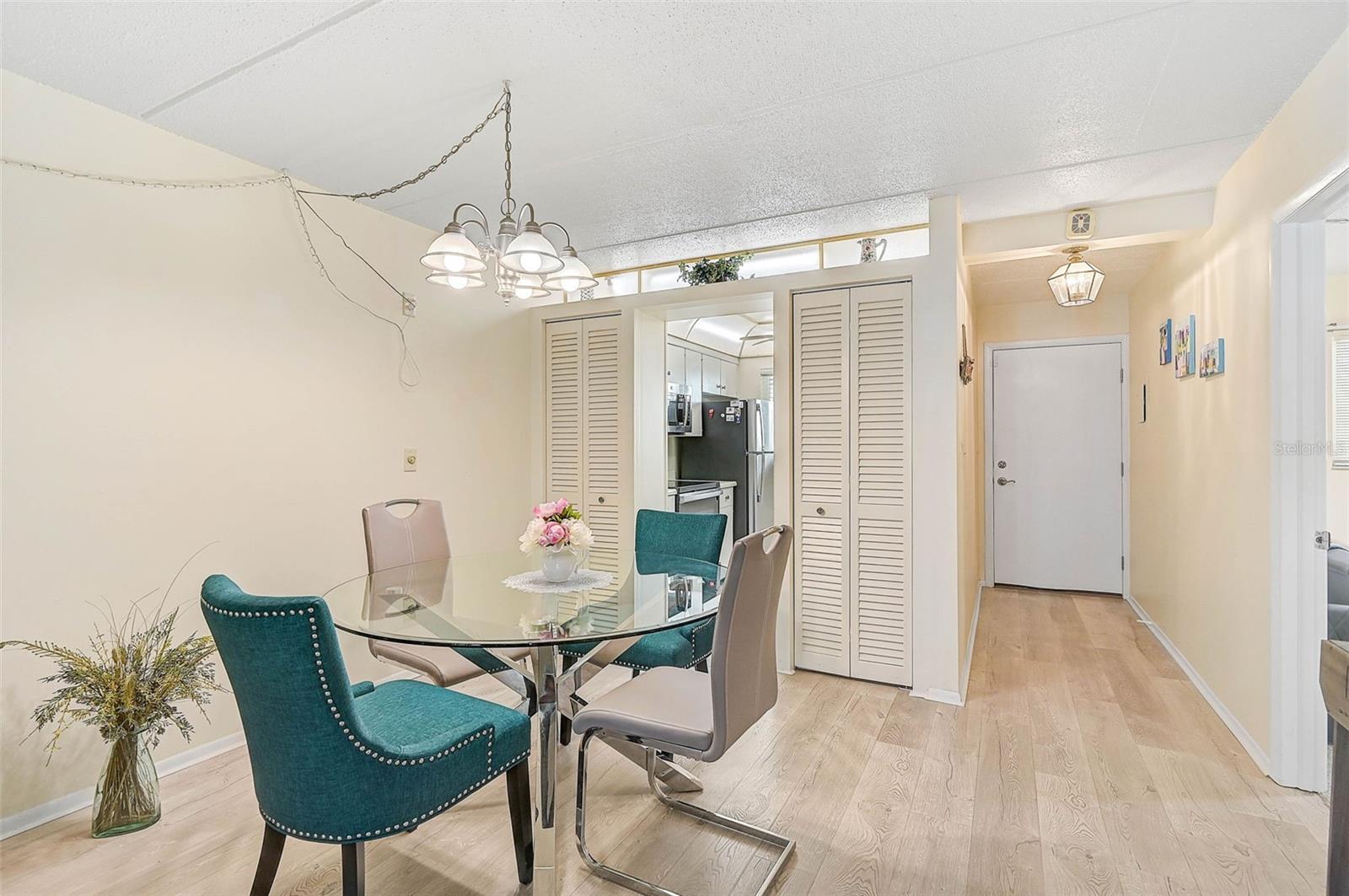 Image 8 of 50 For 708 Tamiami Trail S 115