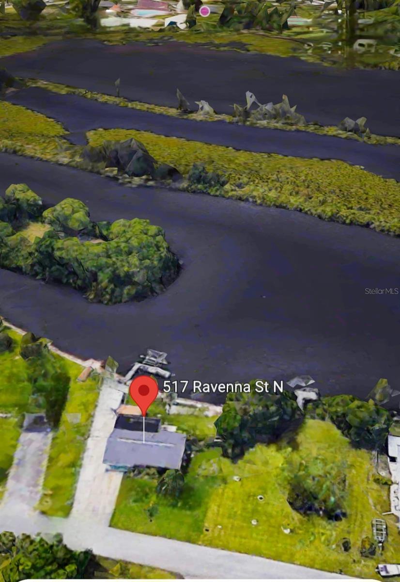 Image 13 of 57 For 517 Ravenna Street N