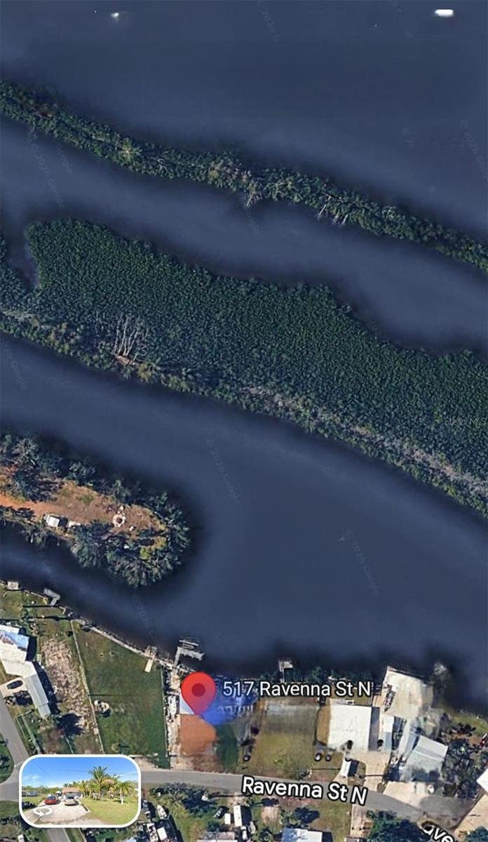 Image 15 of 57 For 517 Ravenna Street N