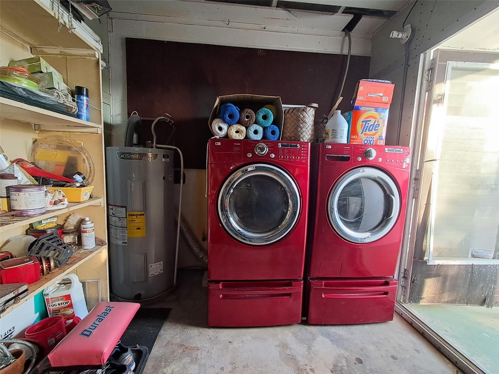 Image 29 of 57 For 517 Ravenna Street N