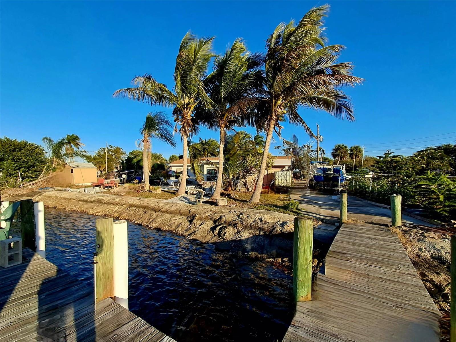 Image 36 of 57 For 517 Ravenna Street N