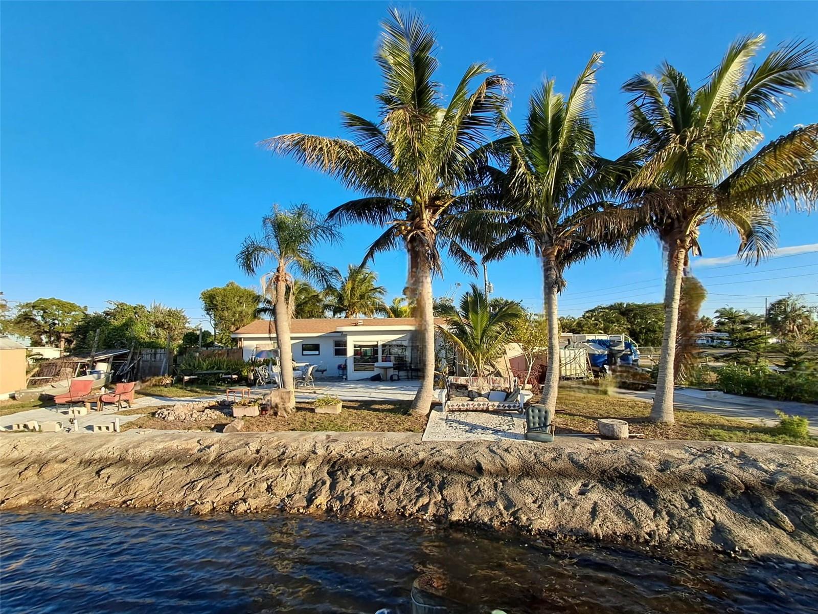 Image 37 of 57 For 517 Ravenna Street N