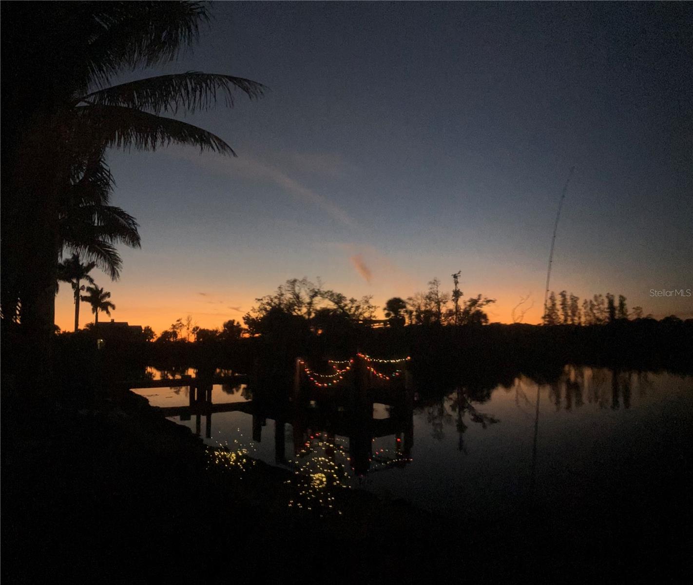 Image 41 of 57 For 517 Ravenna Street N