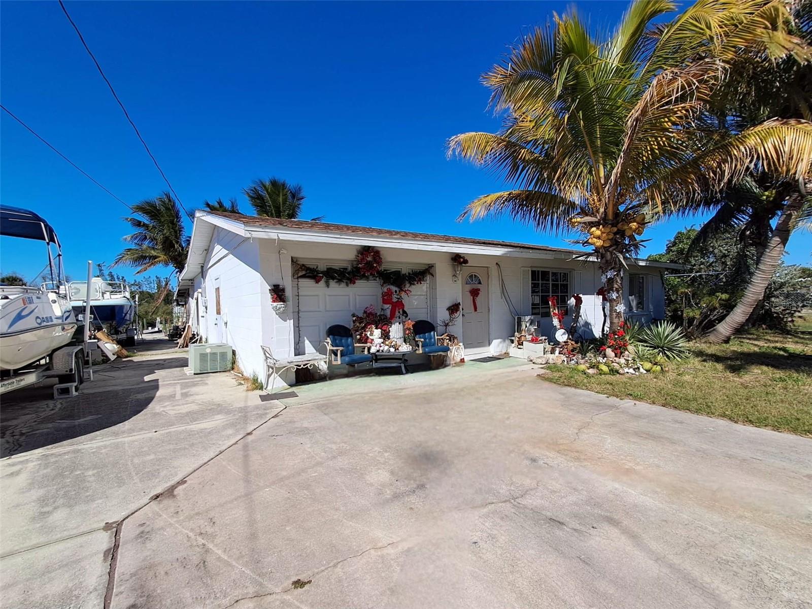 Image 5 of 57 For 517 Ravenna Street N