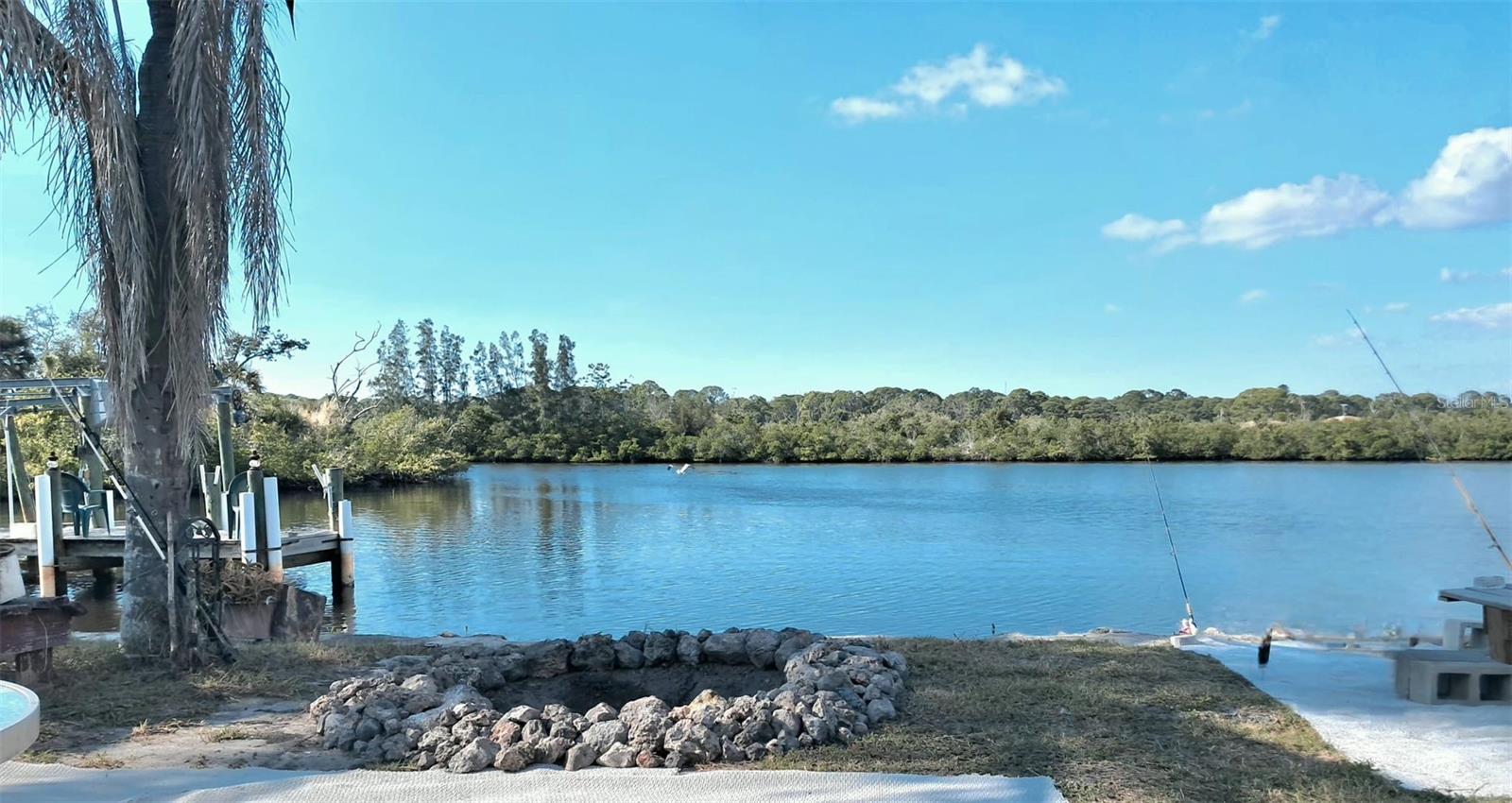 Image 57 of 57 For 517 Ravenna Street N