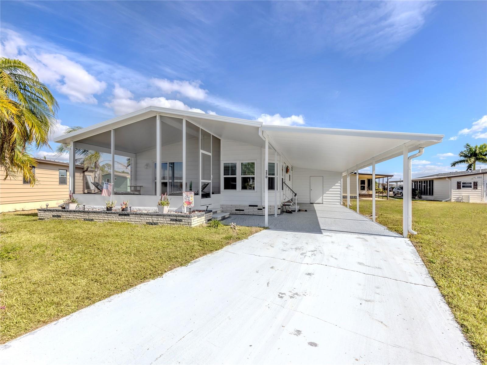 Image 2 of 64 For 270 Captains Court