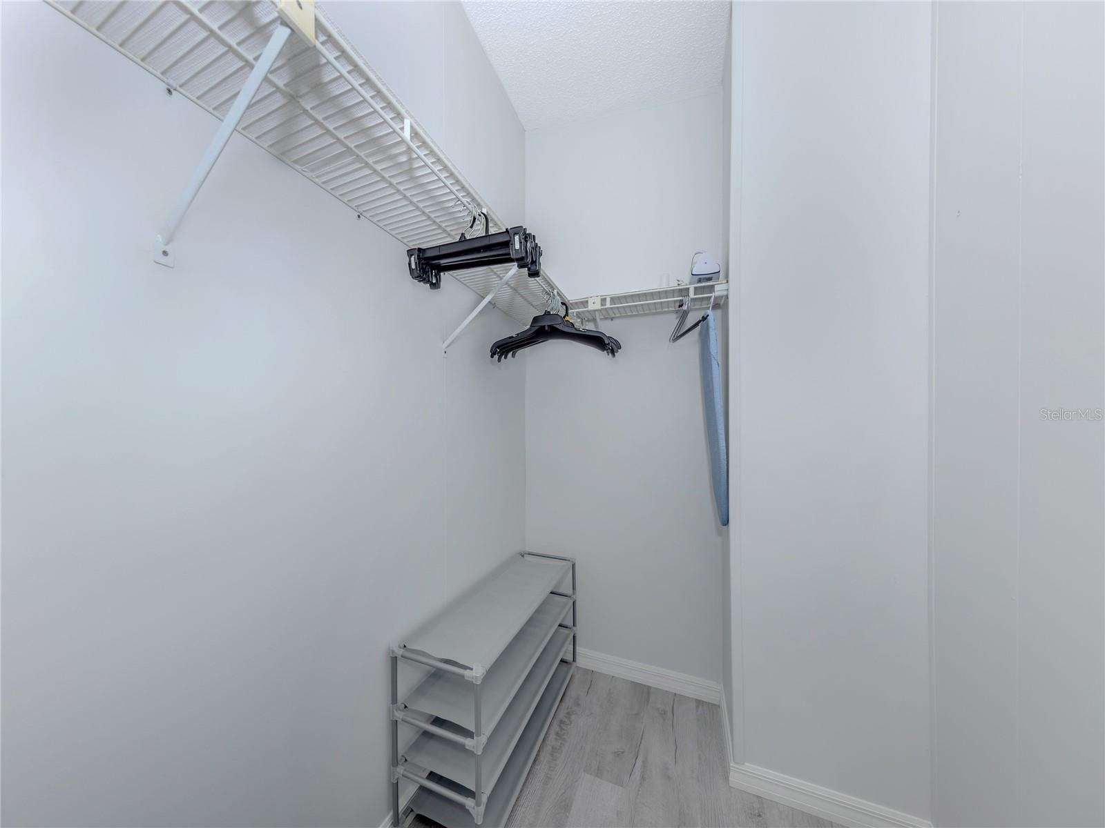 Image 23 of 64 For 270 Captains Court