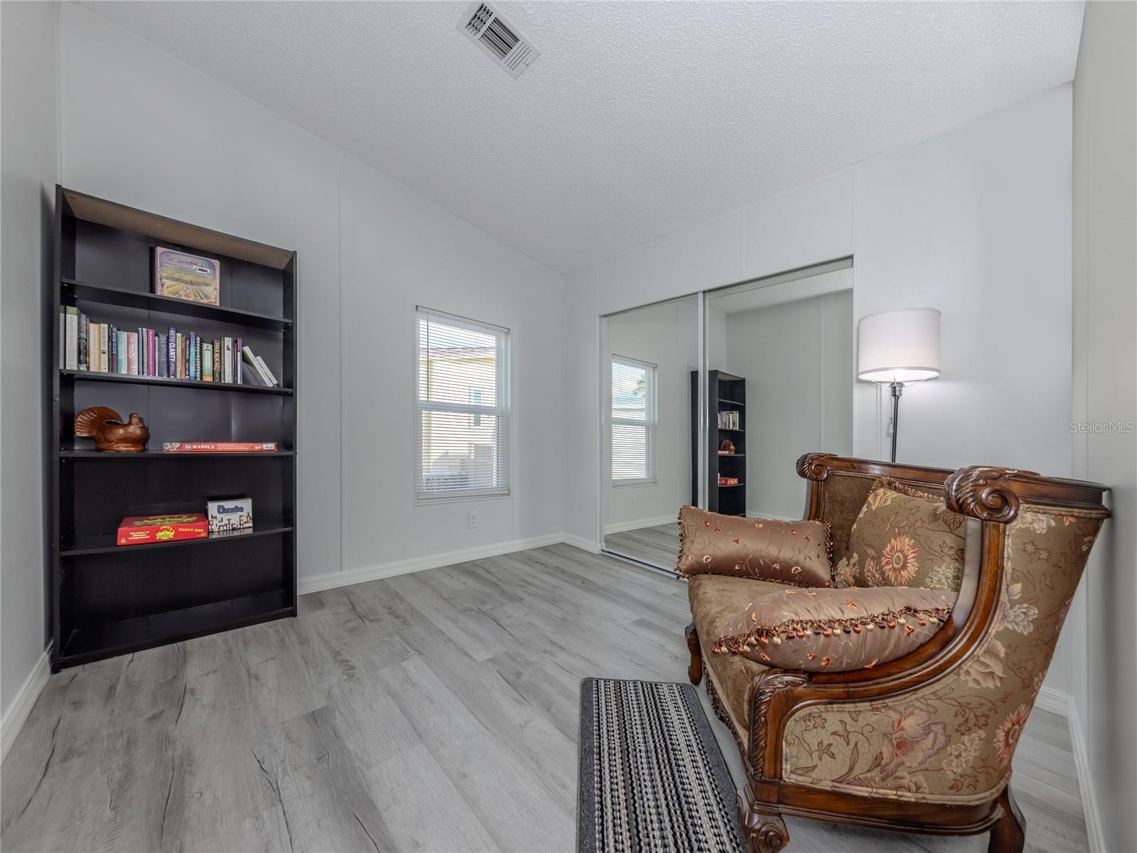 Image 25 of 64 For 270 Captains Court