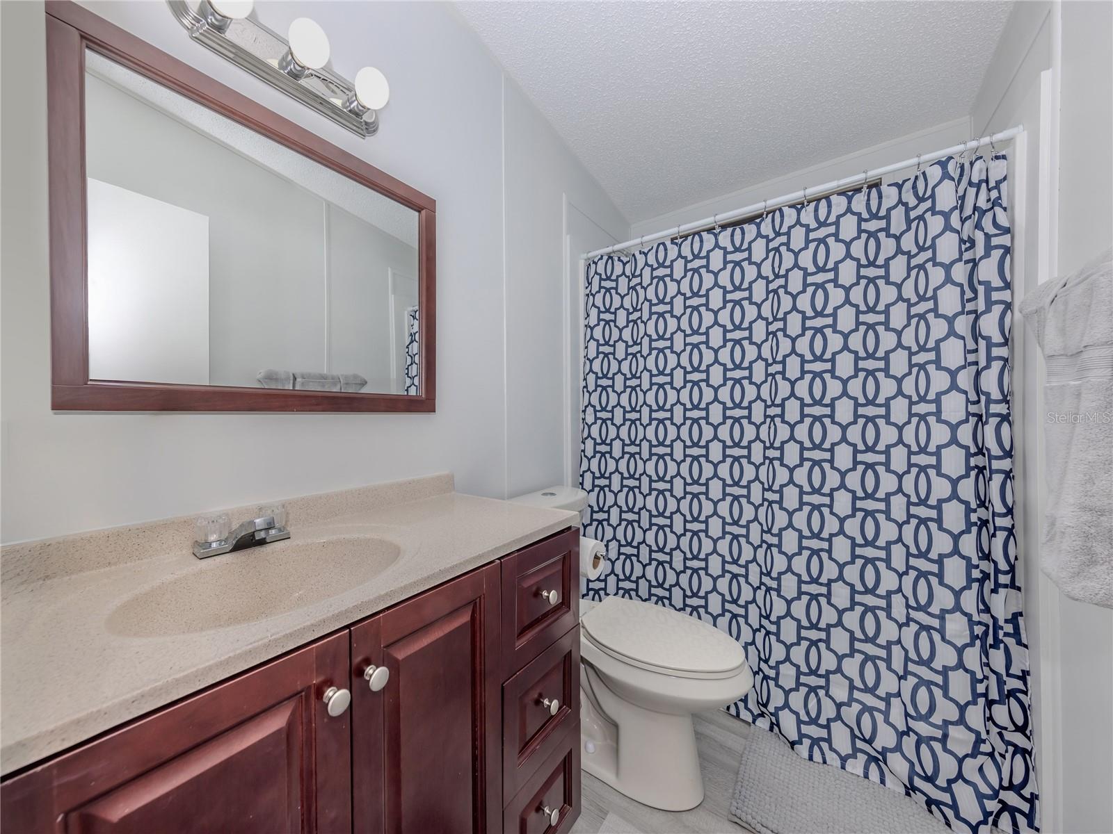 Image 26 of 64 For 270 Captains Court