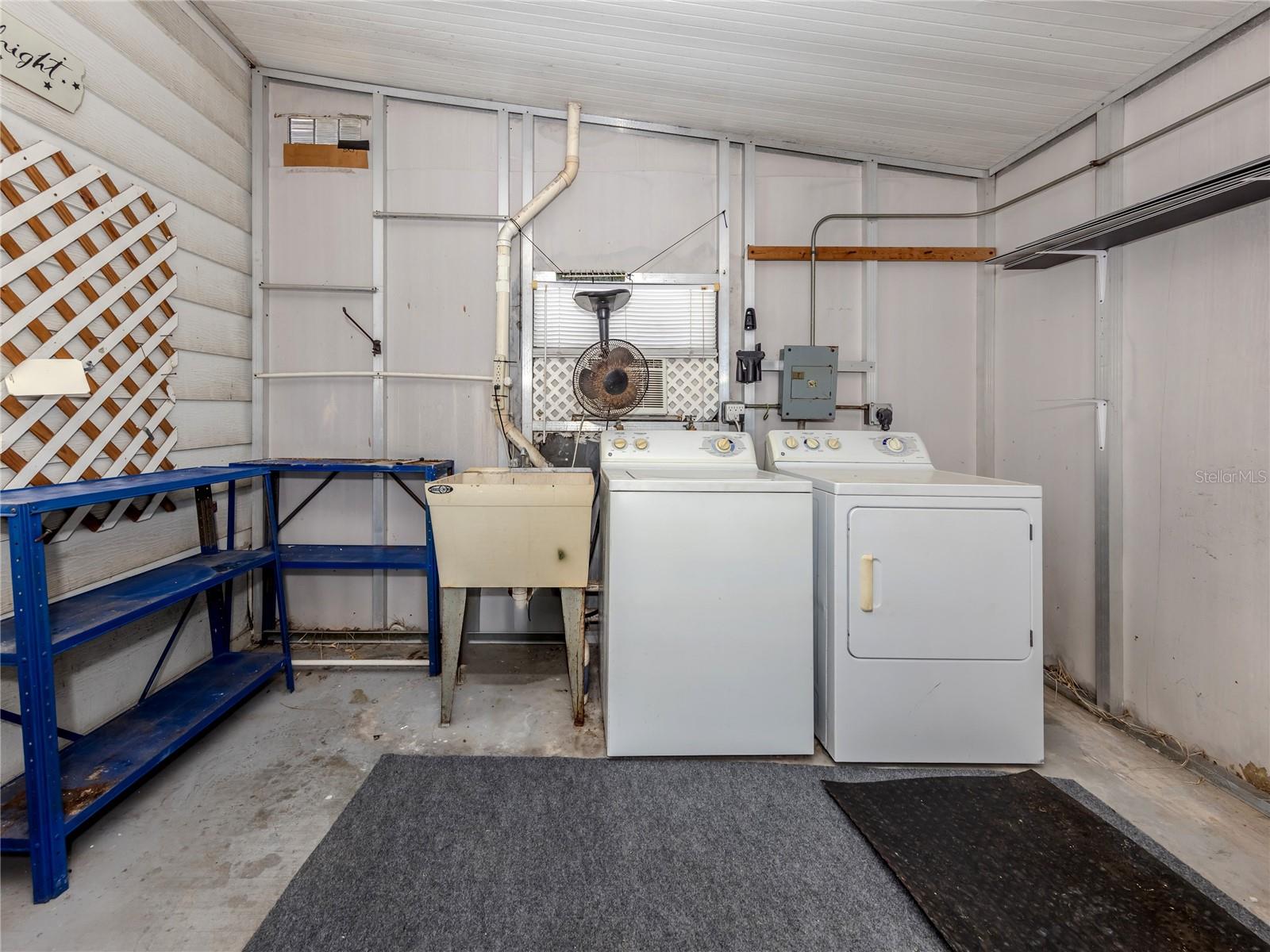 Image 27 of 64 For 270 Captains Court