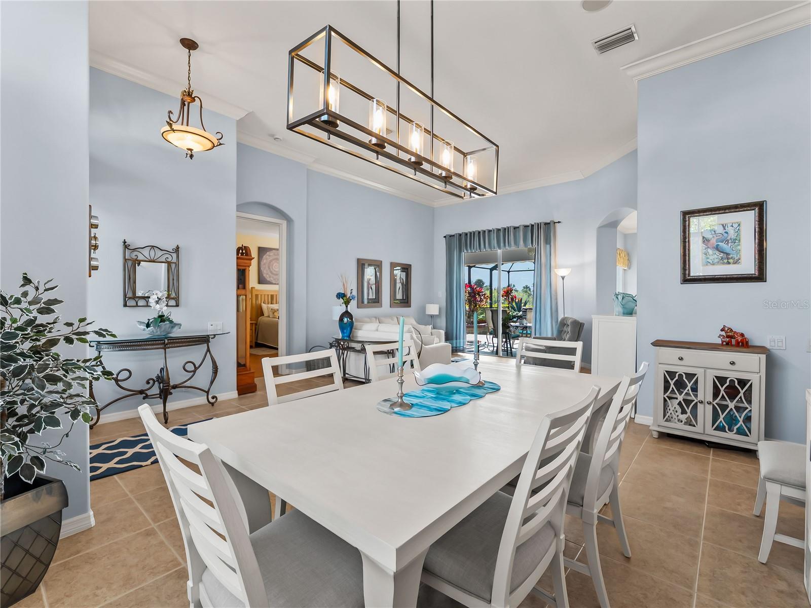 Image 14 of 85 For 918 Chickadee Drive