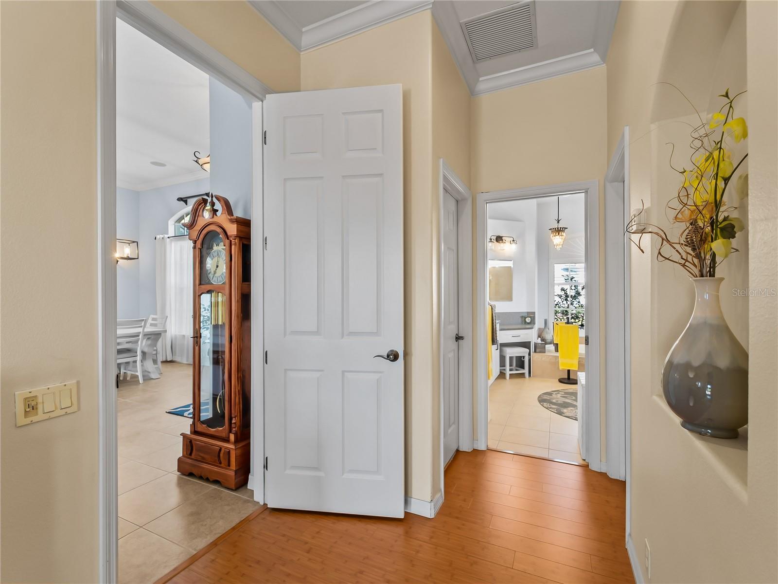 Image 19 of 85 For 918 Chickadee Drive