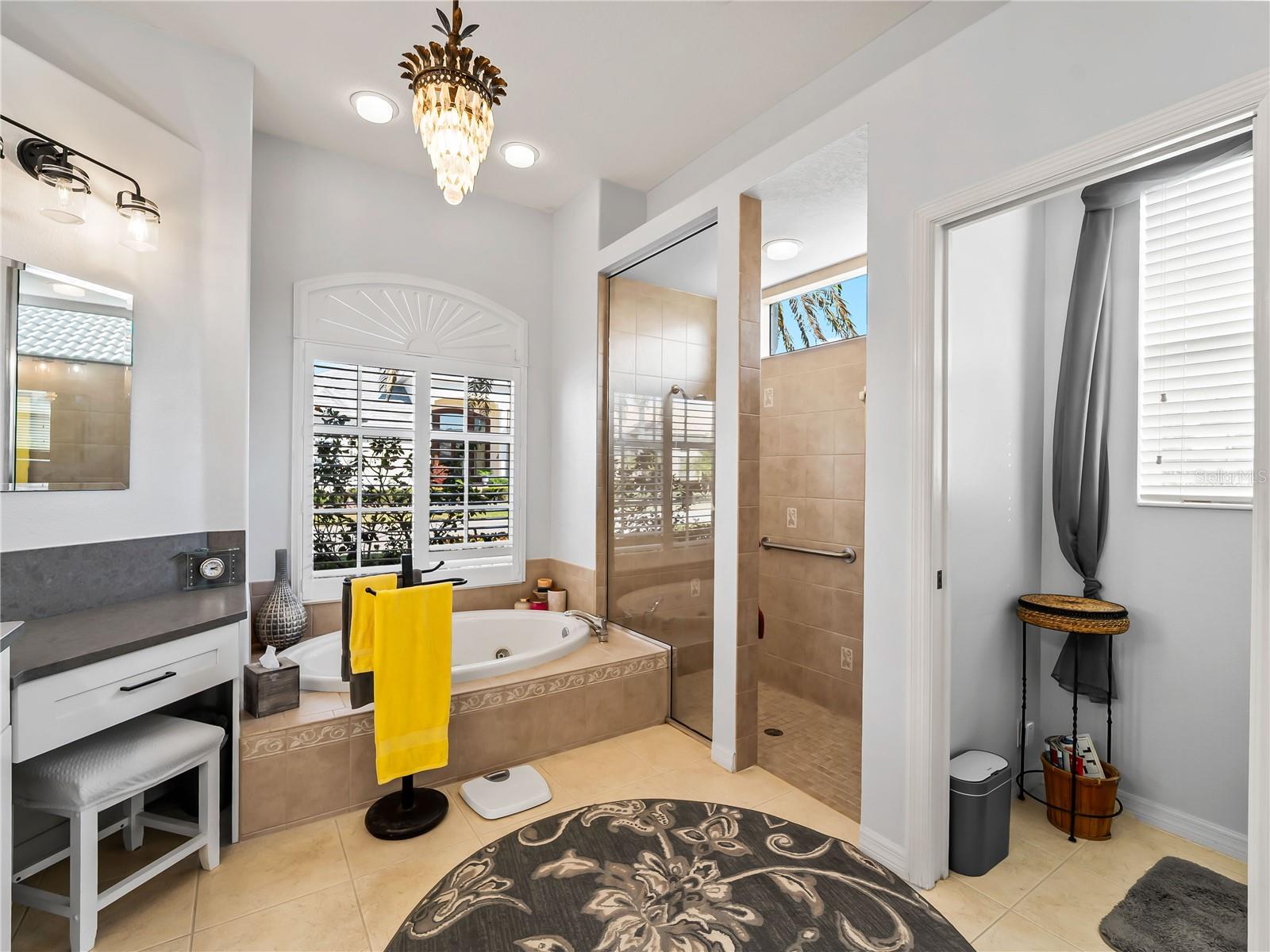 Image 21 of 85 For 918 Chickadee Drive