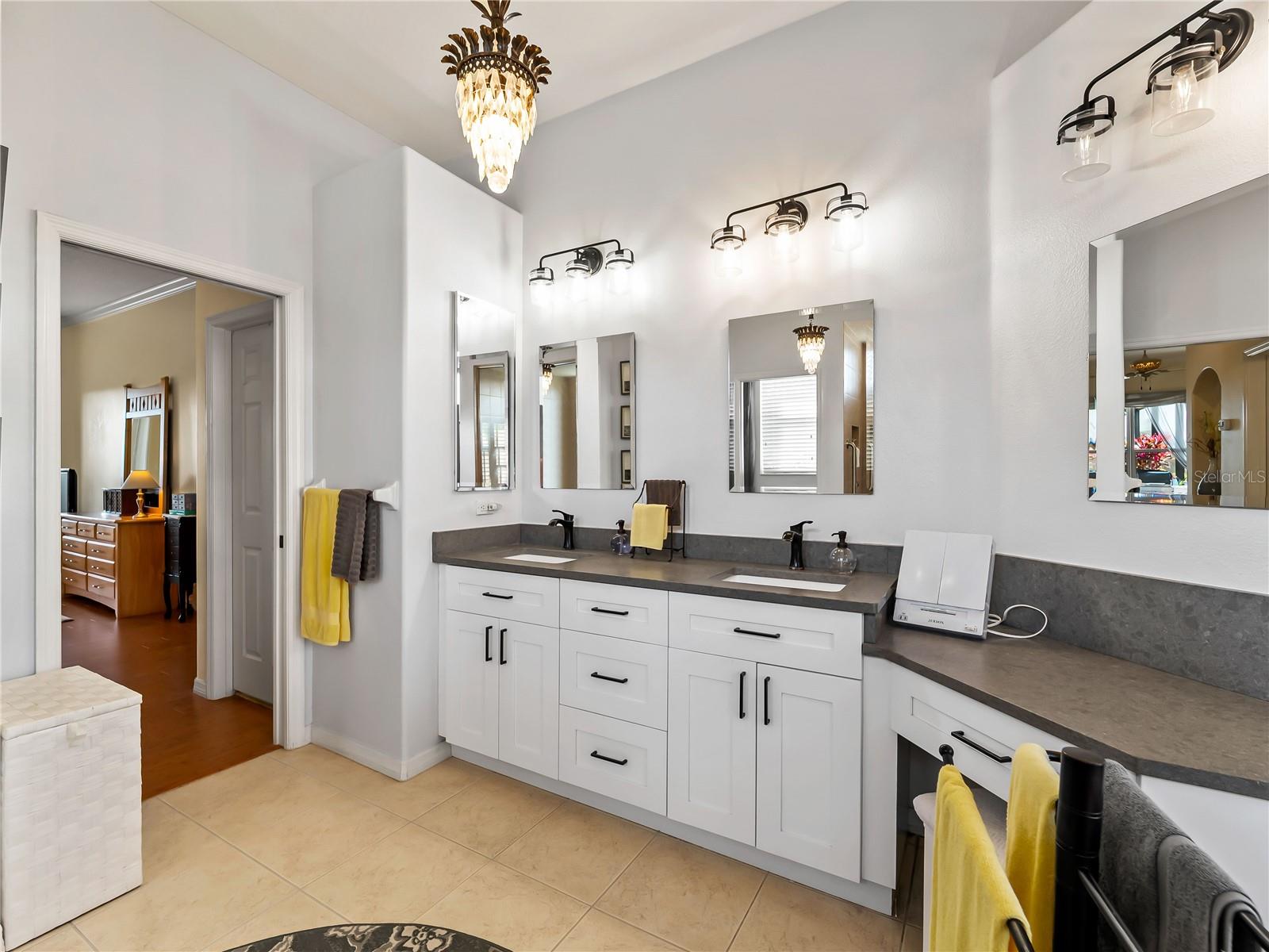 Image 24 of 85 For 918 Chickadee Drive