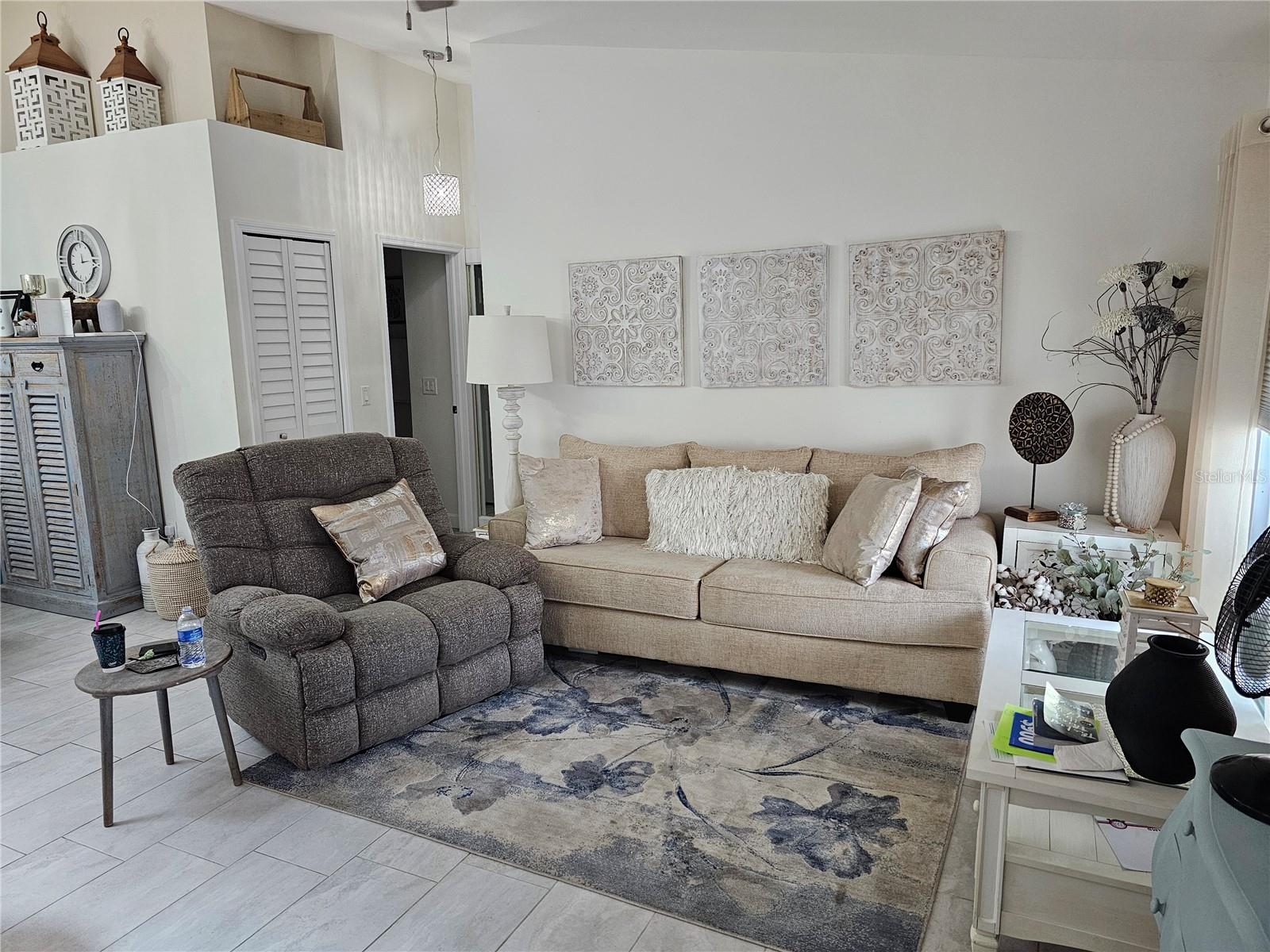 Image 11 of 28 For 3300 Loveland Boulevard 1001