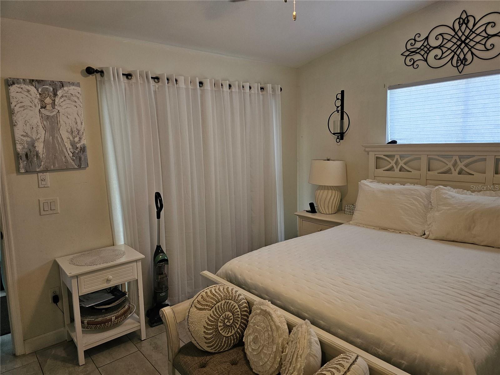 Image 14 of 28 For 3300 Loveland Boulevard 1001