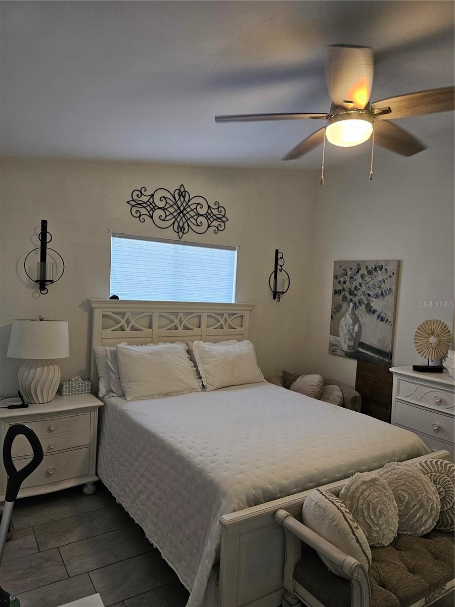 Image 15 of 28 For 3300 Loveland Boulevard 1001