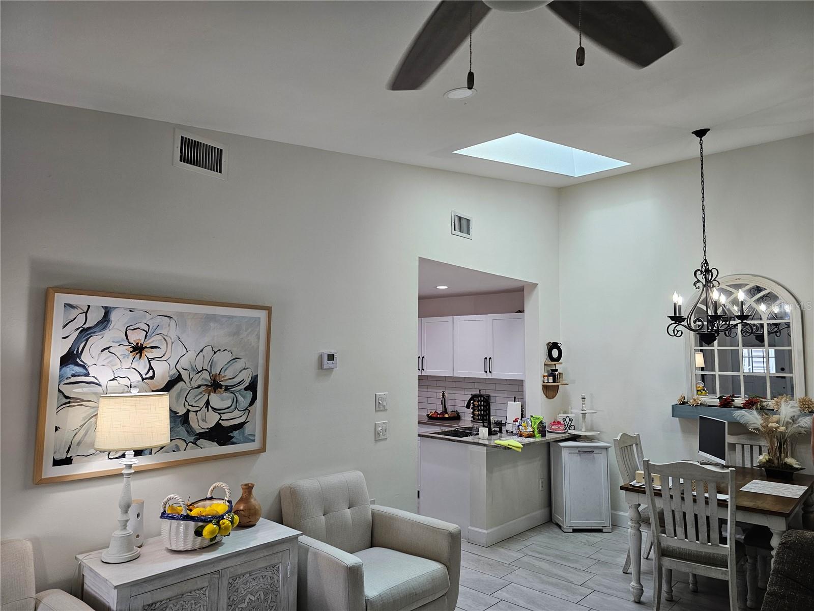 Image 6 of 28 For 3300 Loveland Boulevard 1001