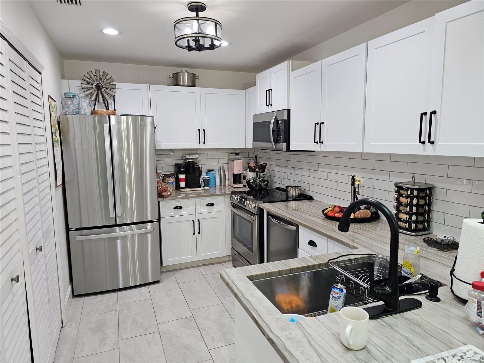 Image 8 of 28 For 3300 Loveland Boulevard 1001