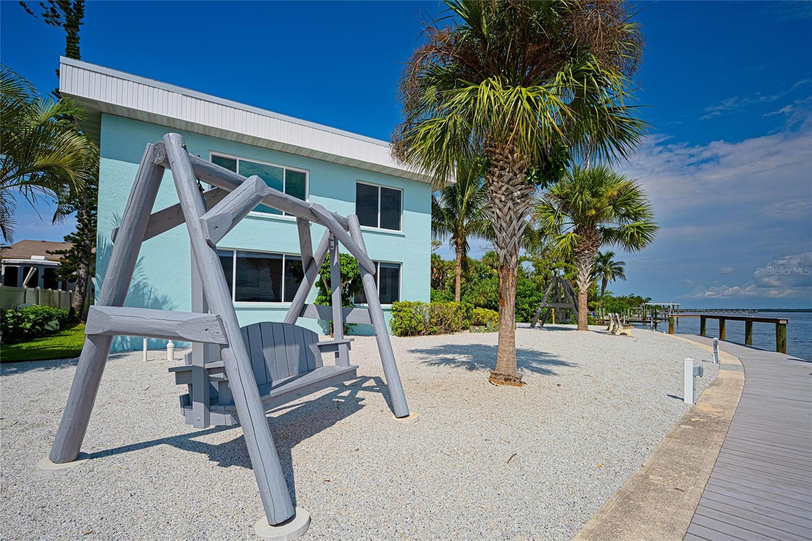 Image 16 of 56 For 5055 Beach Road 101