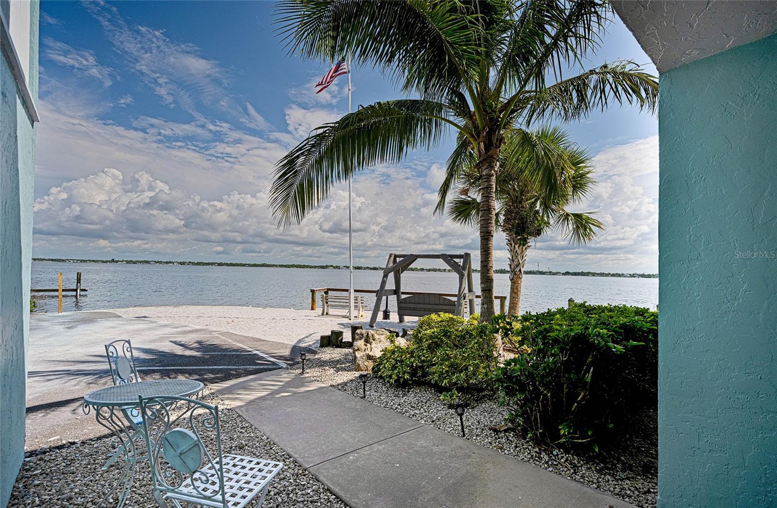 Image 4 of 56 For 5055 Beach Road 101