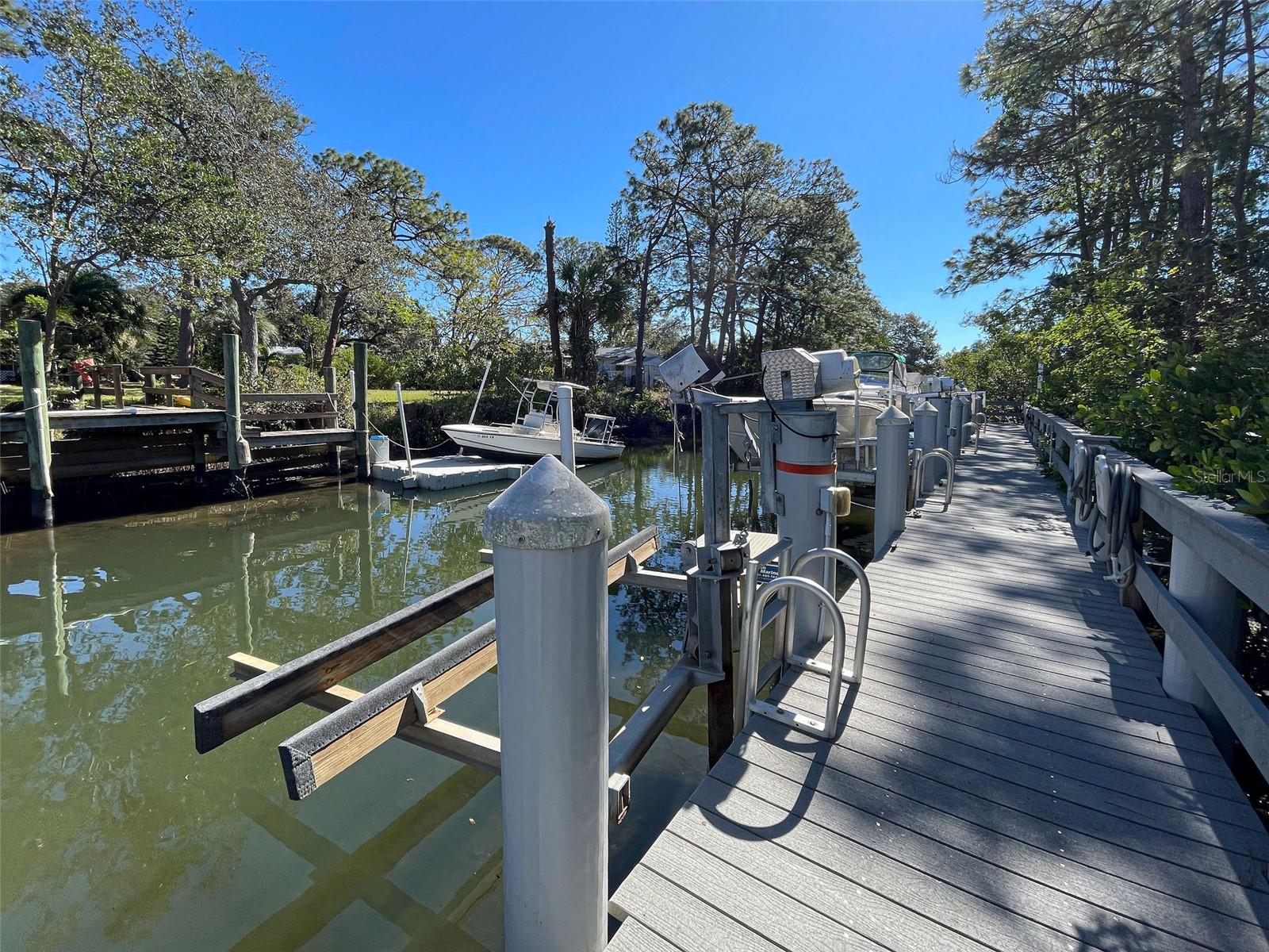 Image 34 of 54 For 801 Fair Winds Drive 801