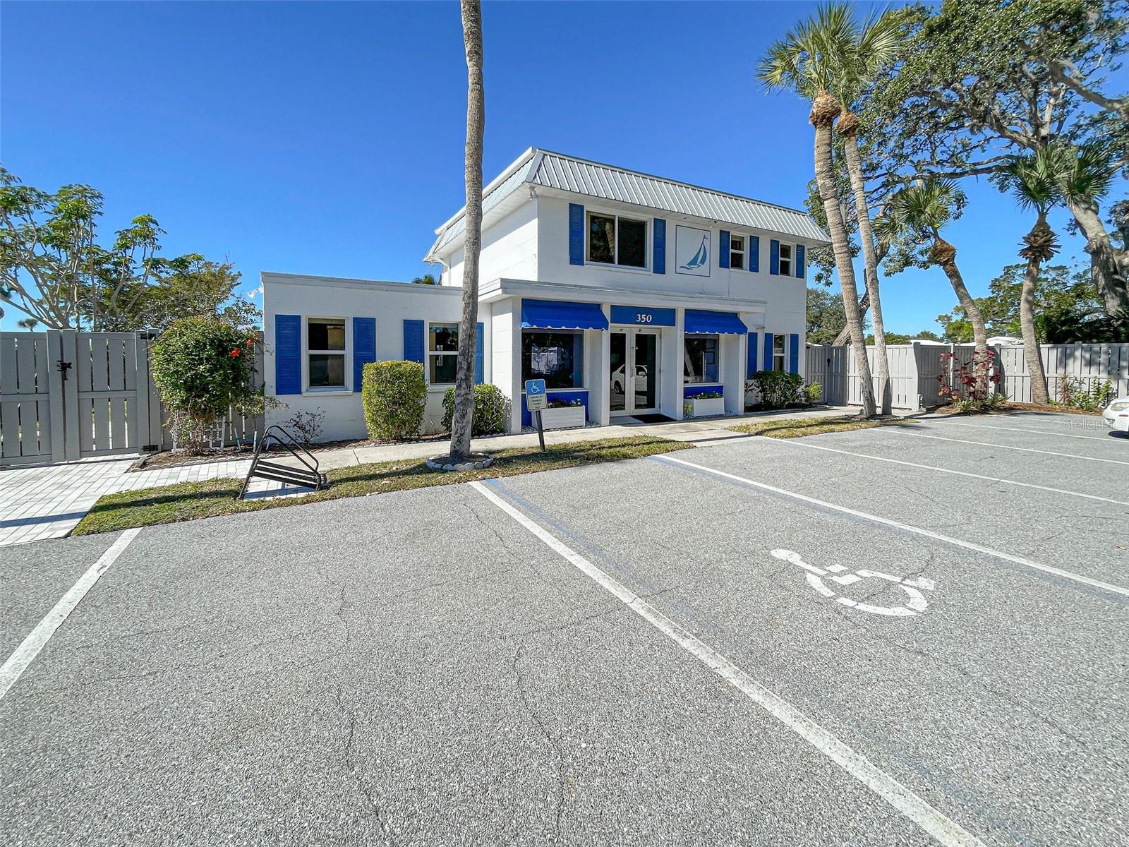 Image 35 of 54 For 801 Fair Winds Drive 801