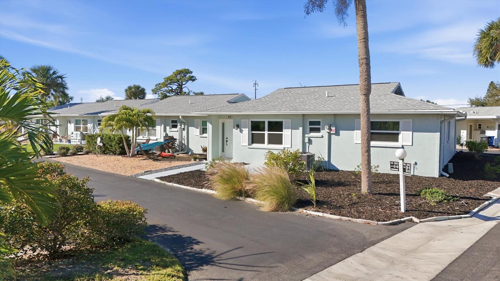 Image 2 of 54 For 1023 Beach Manor Circle 49