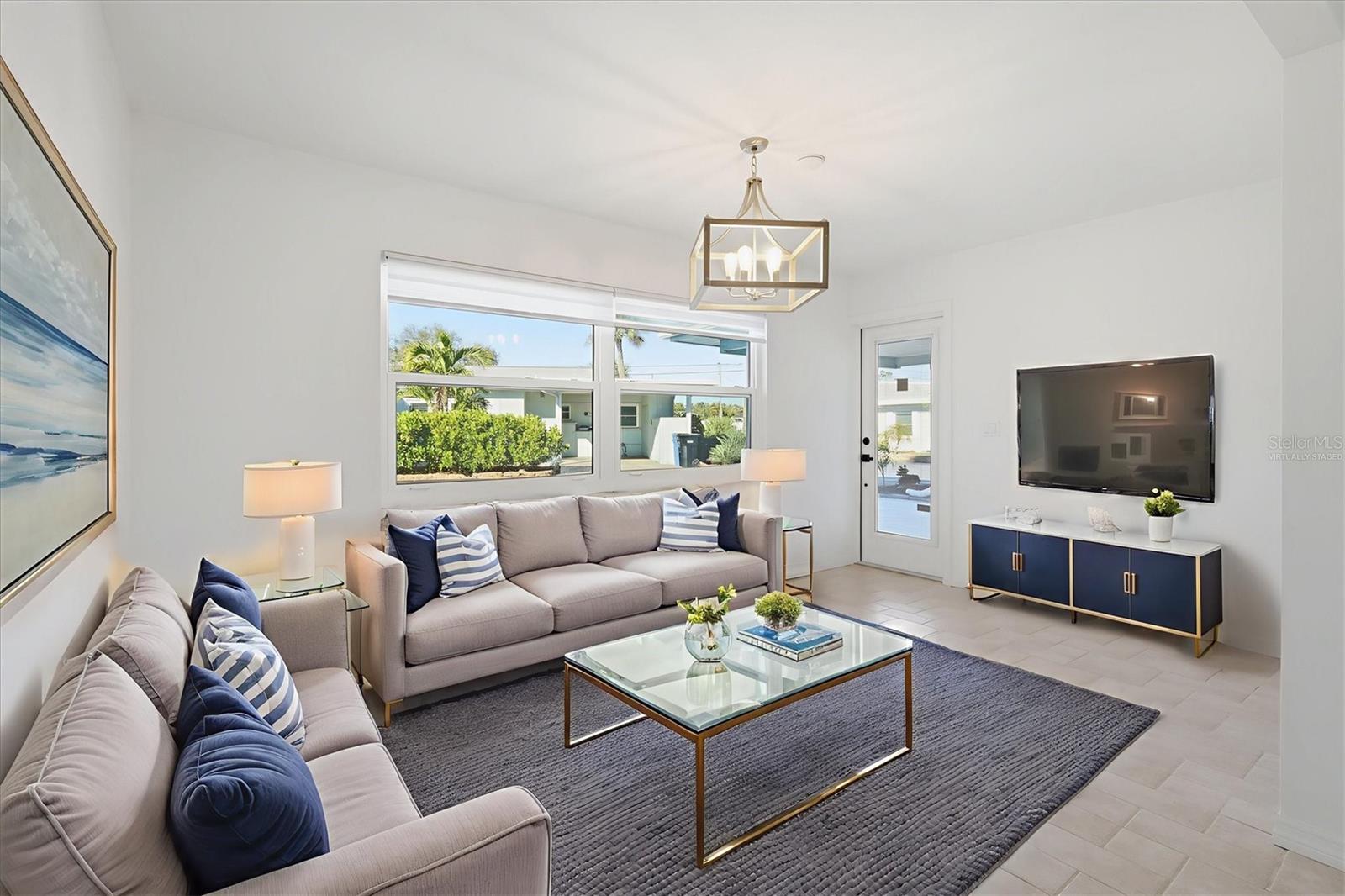 Image 21 of 54 For 1023 Beach Manor Circle 49