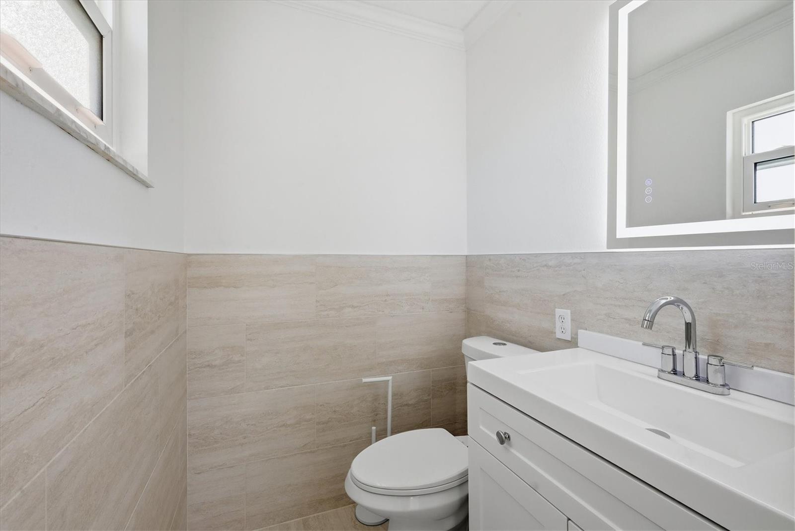 Image 30 of 54 For 1023 Beach Manor Circle 49