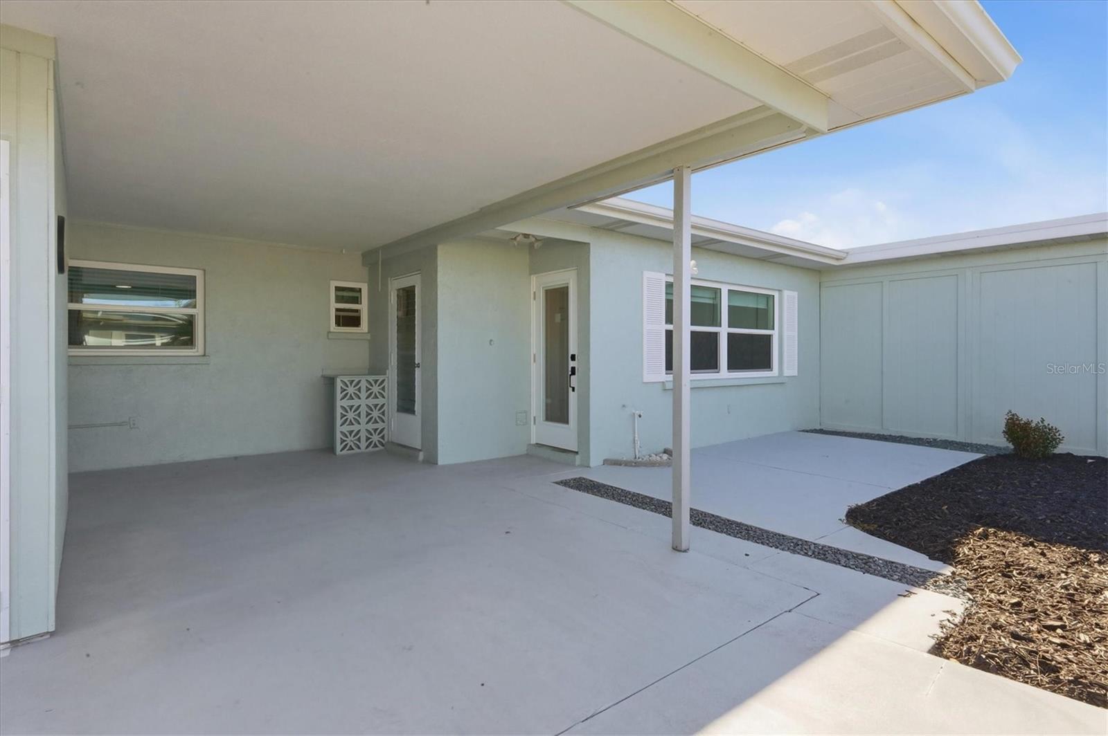 Image 39 of 54 For 1023 Beach Manor Circle 49