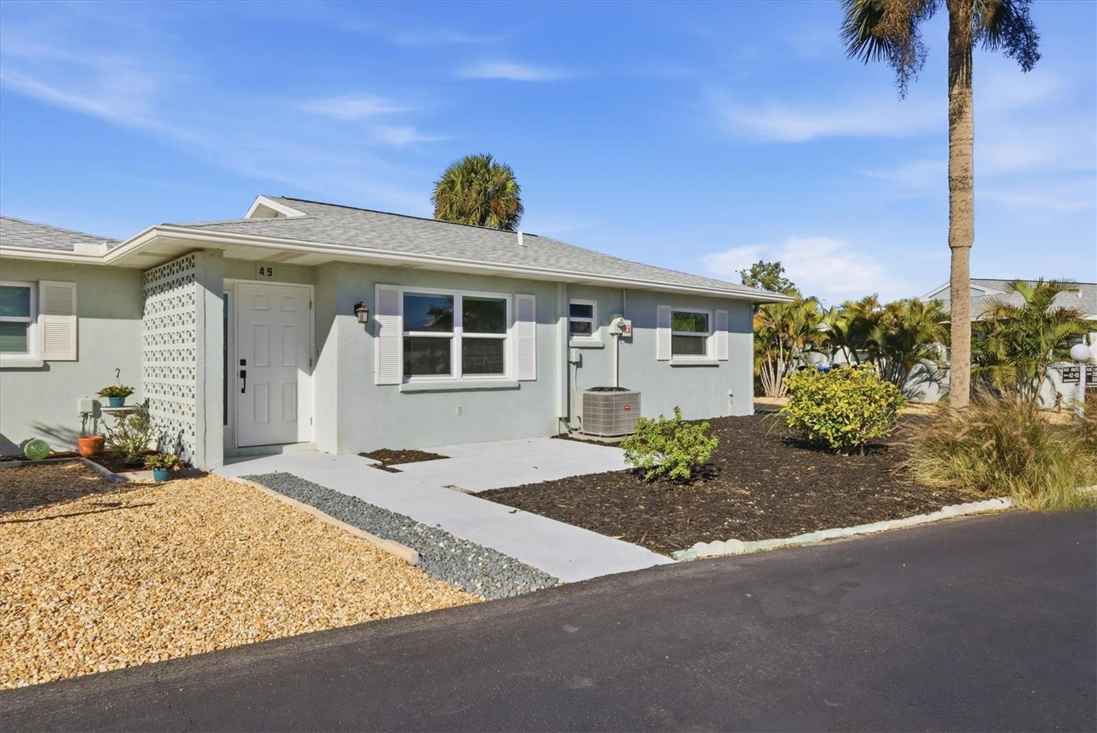 Image 5 of 54 For 1023 Beach Manor Circle 49