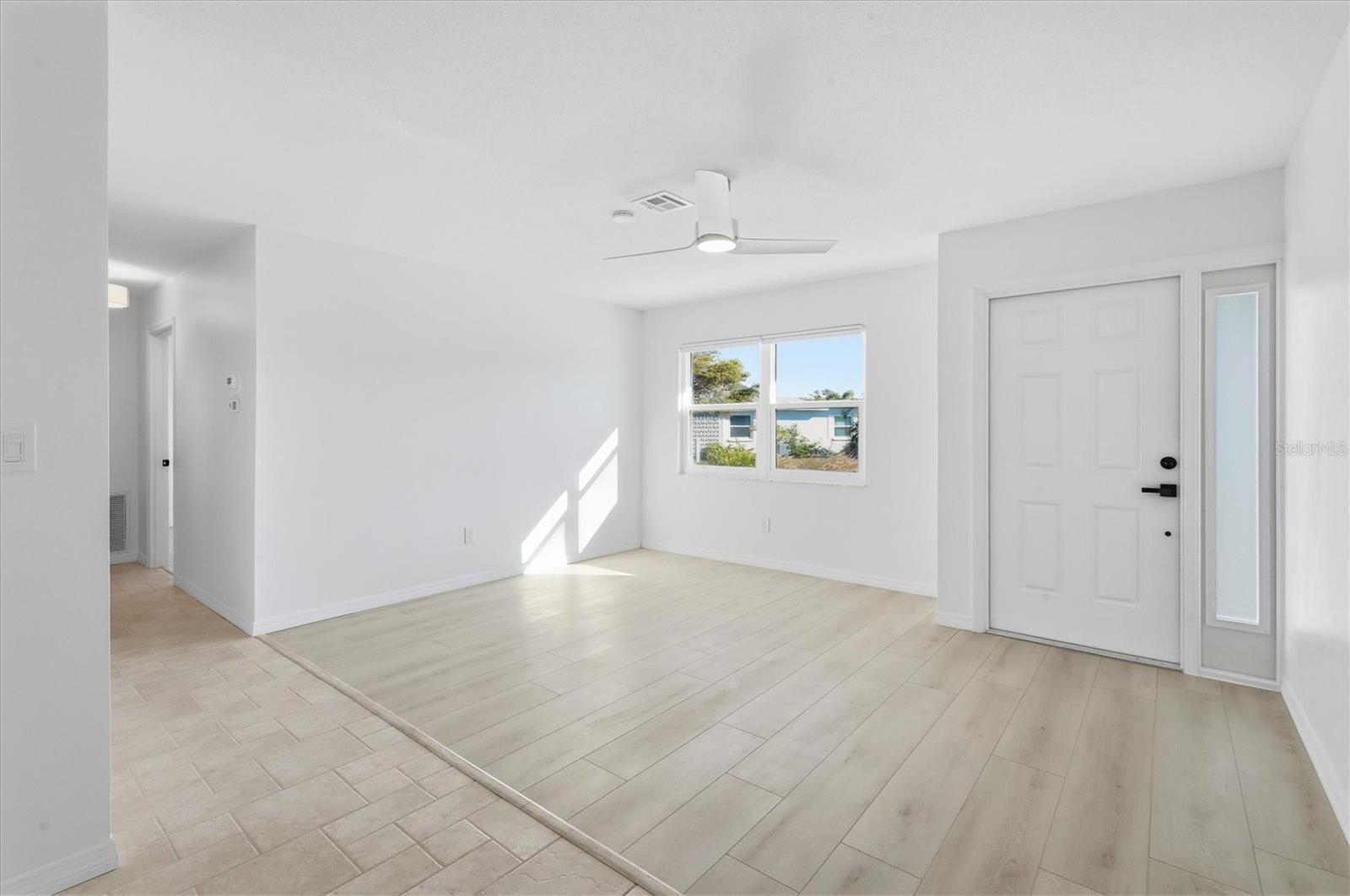 Image 8 of 54 For 1023 Beach Manor Circle 49