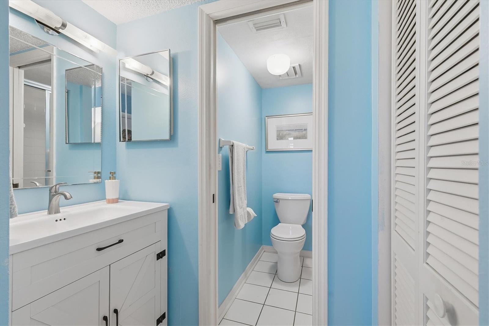 Image 15 of 51 For 404 Cerromar Circle N 116