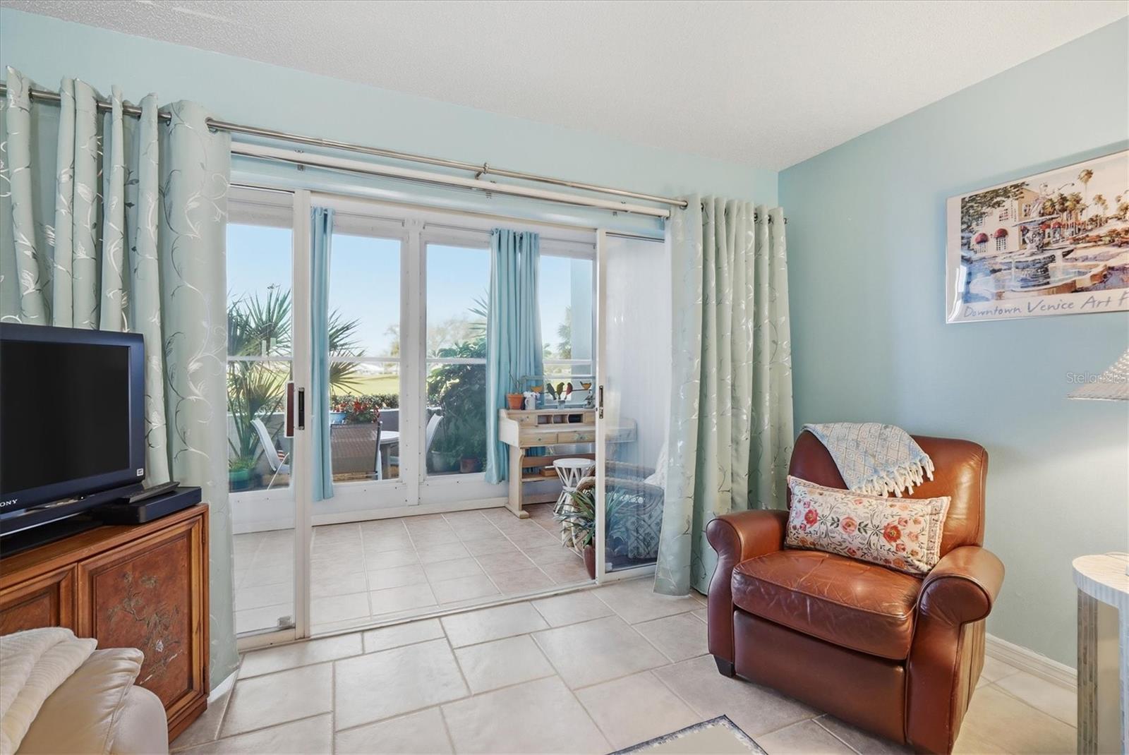 Image 6 of 51 For 404 Cerromar Circle N 116