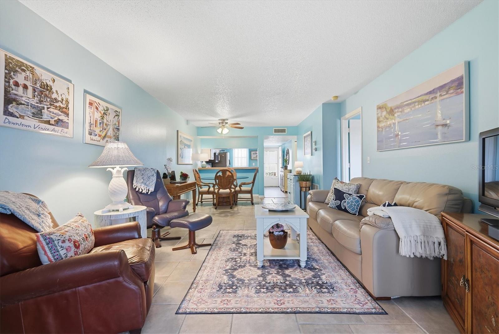 Image 7 of 51 For 404 Cerromar Circle N 116