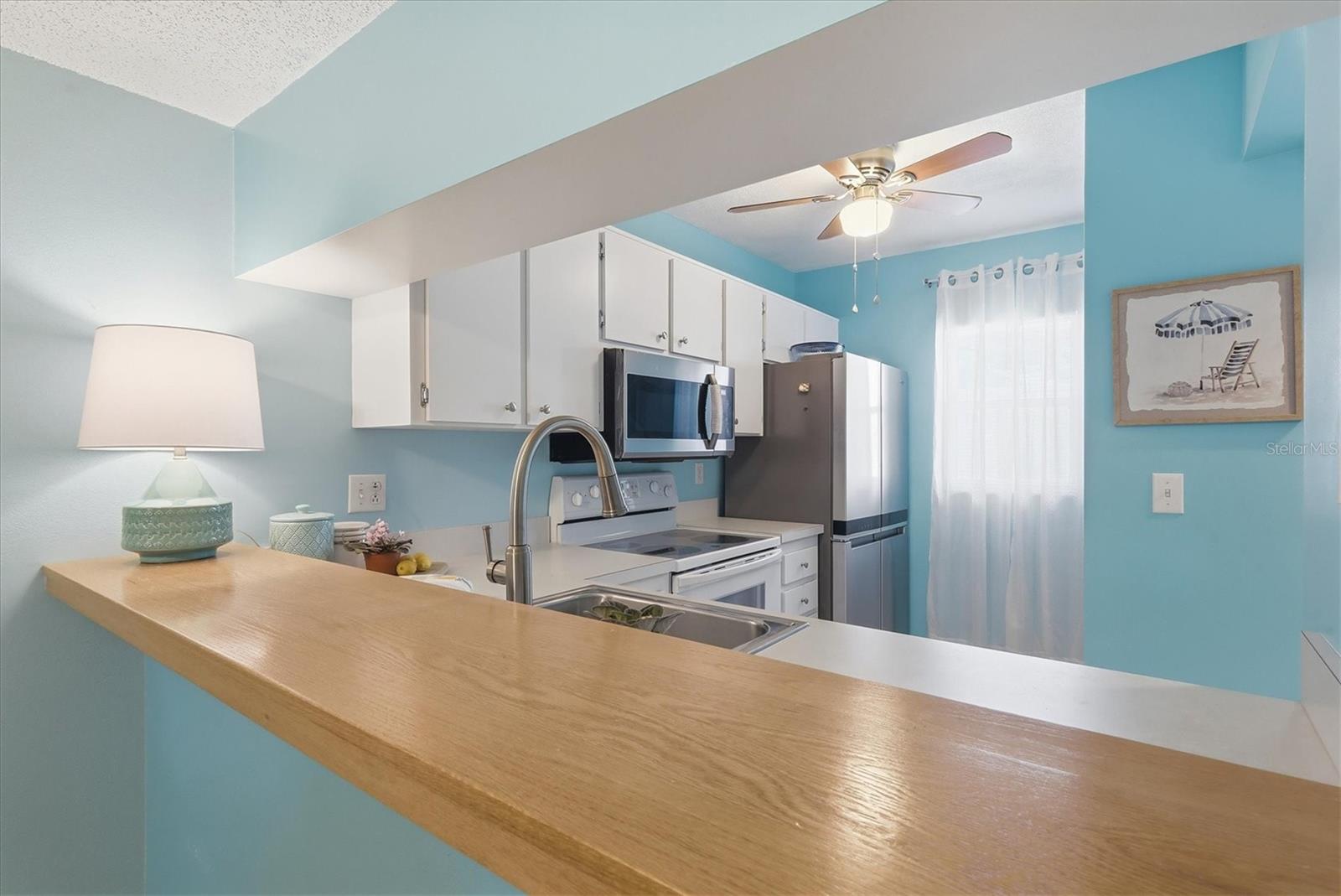 Image 9 of 51 For 404 Cerromar Circle N 116