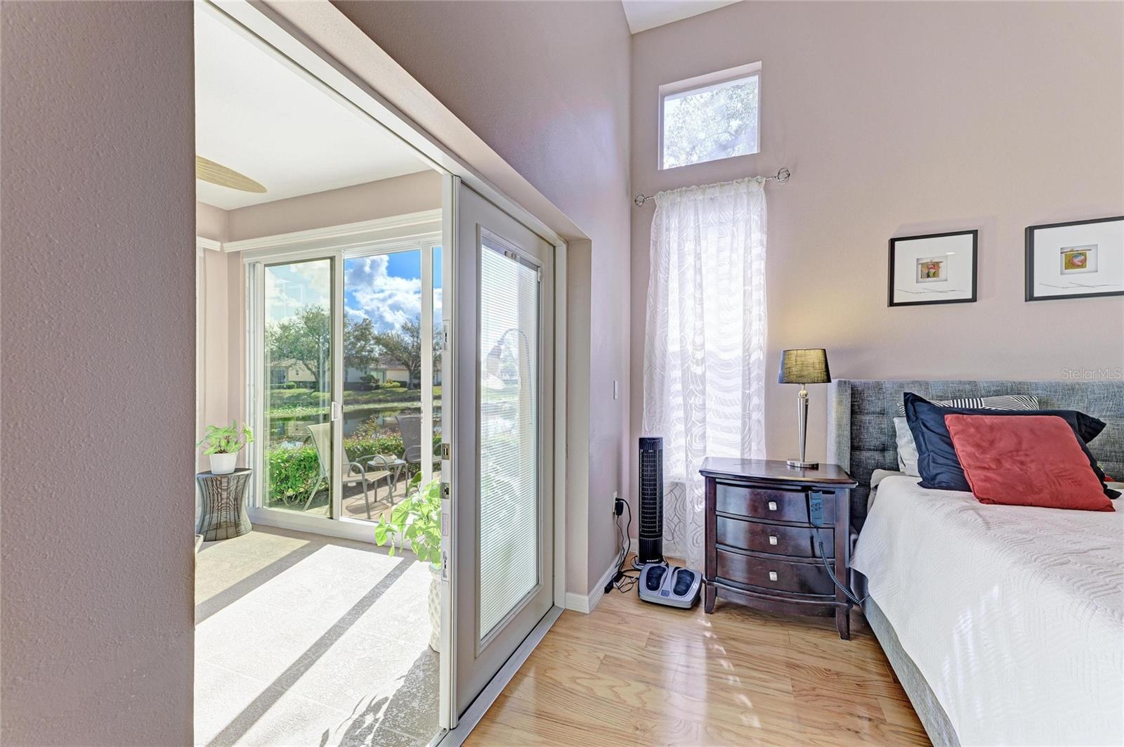 Image 25 of 51 For 3907 Alamanda Drive