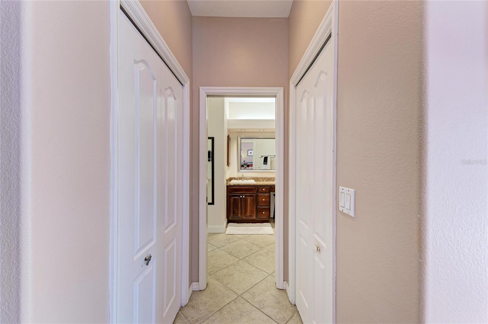 Image 26 of 51 For 3907 Alamanda Drive