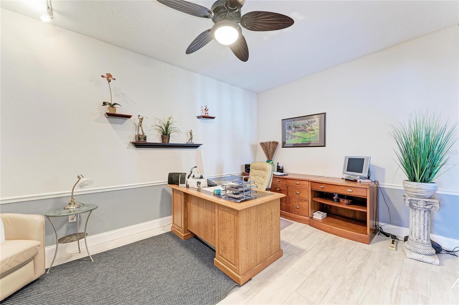 Image 31 of 51 For 3907 Alamanda Drive