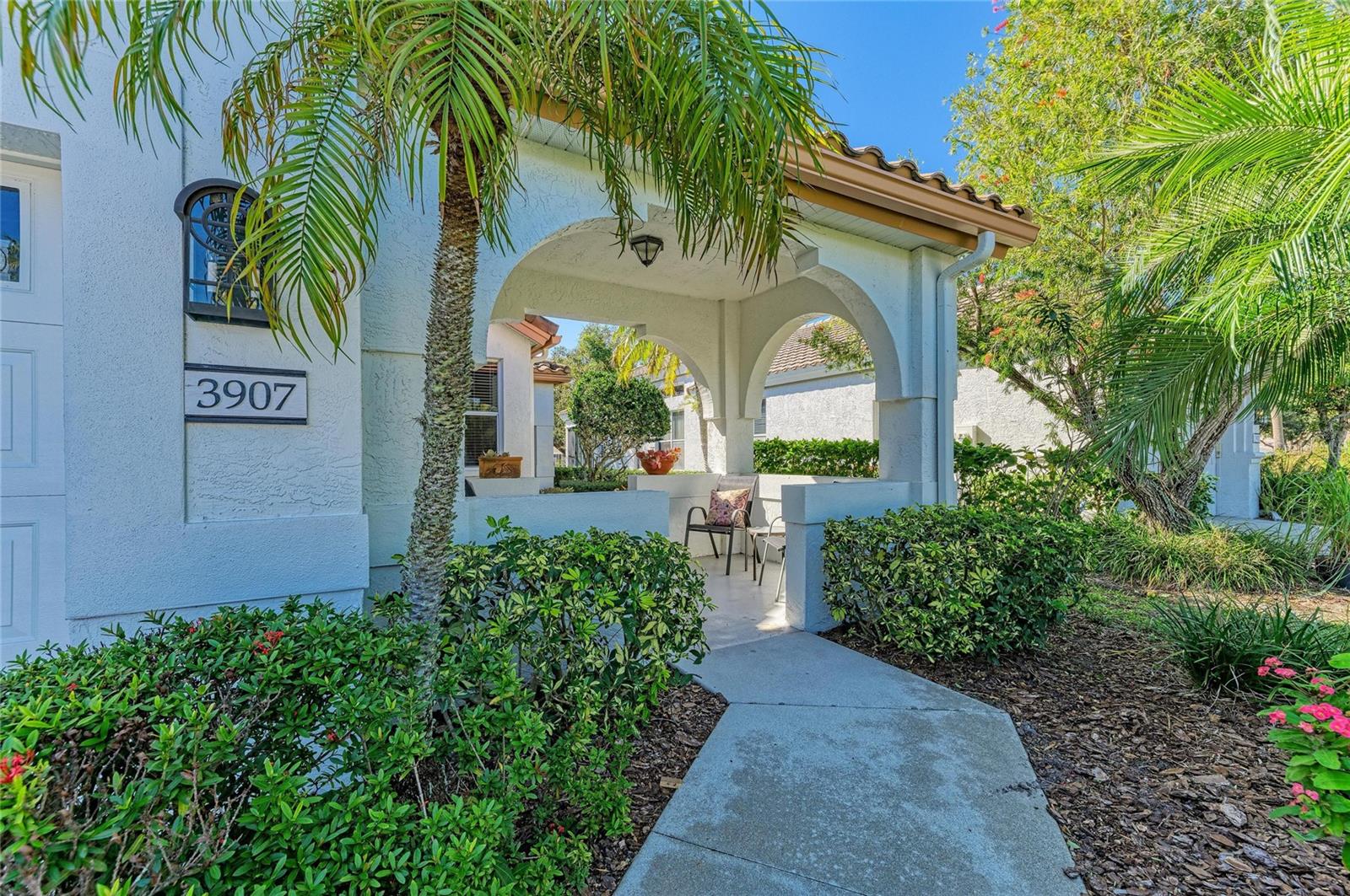 Image 4 of 51 For 3907 Alamanda Drive