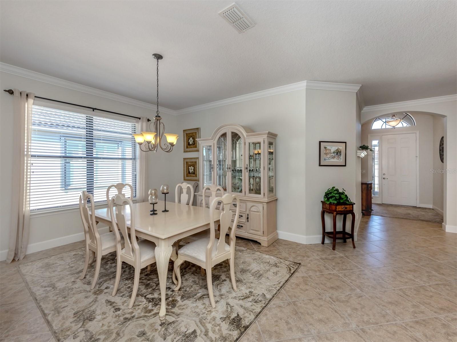 Image 9 of 63 For 20175 Pezzana Drive