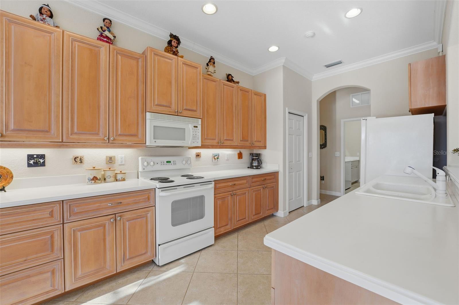 Image 20 of 44 For 142 Rimini Way