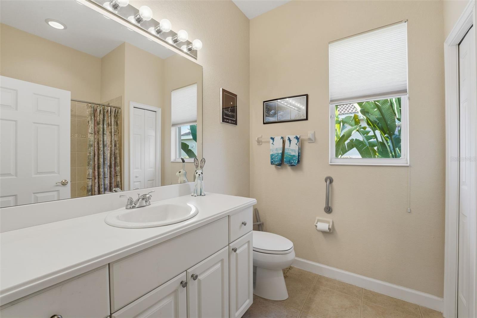 Image 36 of 44 For 142 Rimini Way