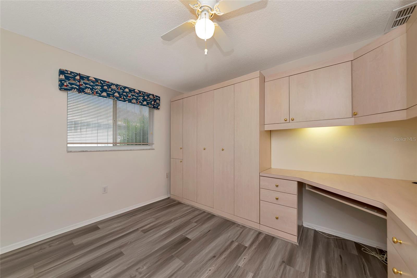 Image 25 of 43 For 4806 Jacaranda Heights Drive