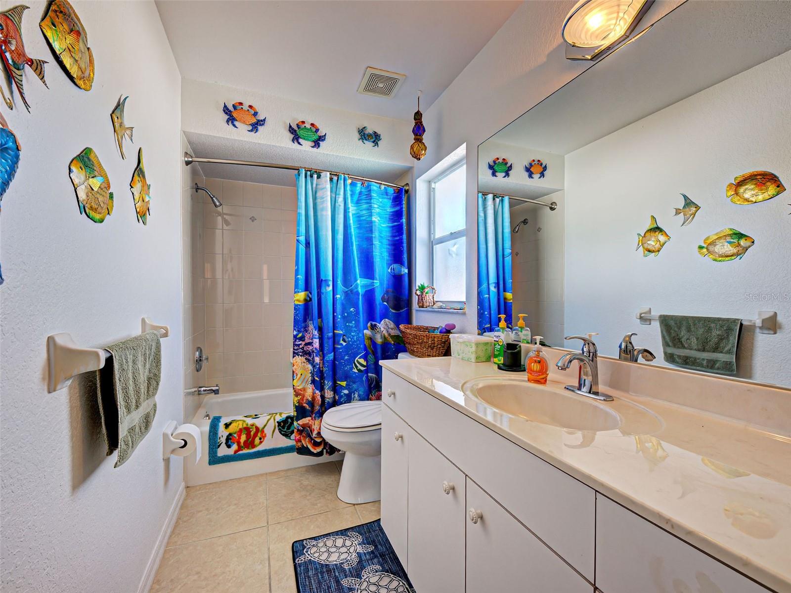 Image 12 of 32 For 11010 Greenway Avenue